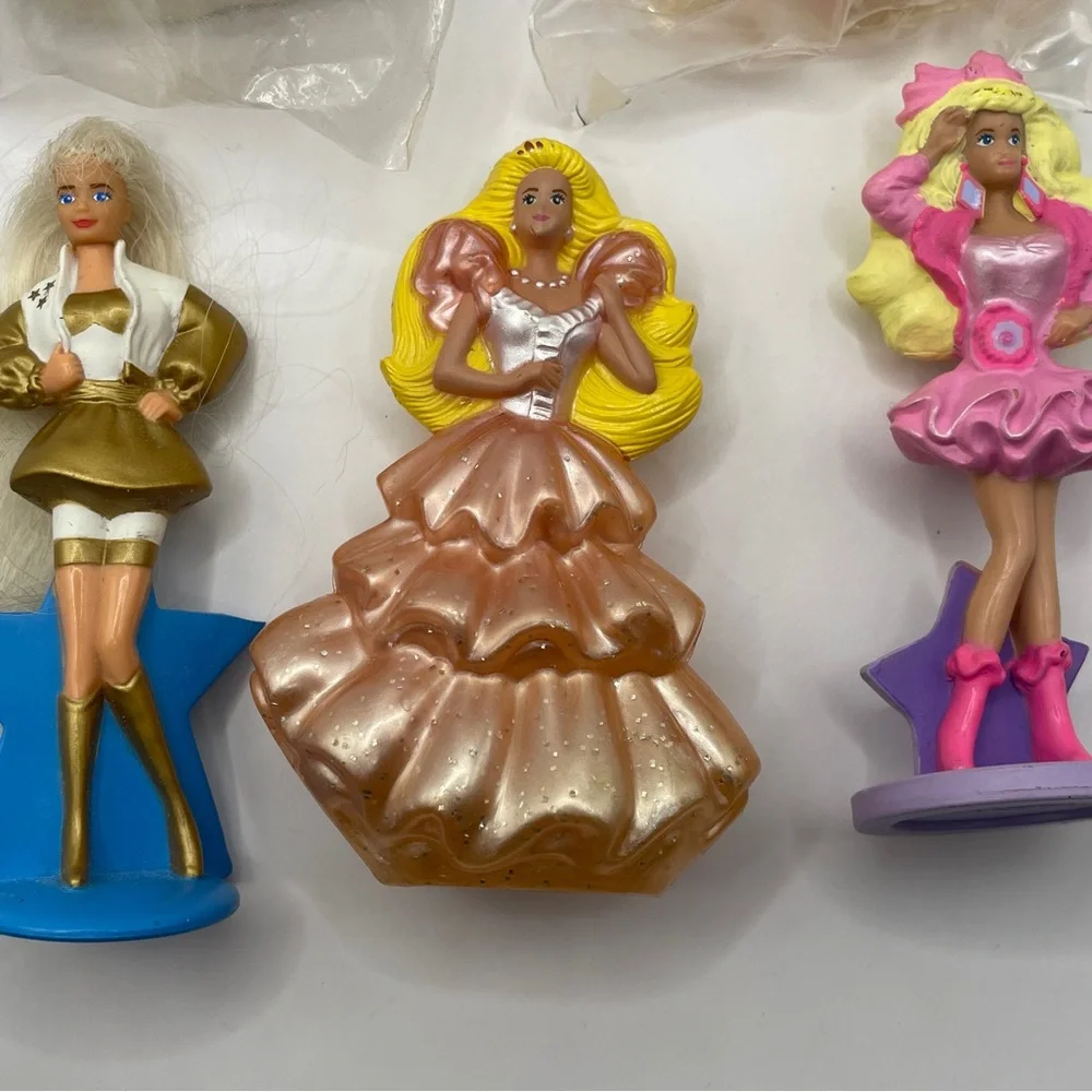 Set of 5 - McDonalds Happy Meal Toys-Mattel Barbies- 1990s -2 sealed